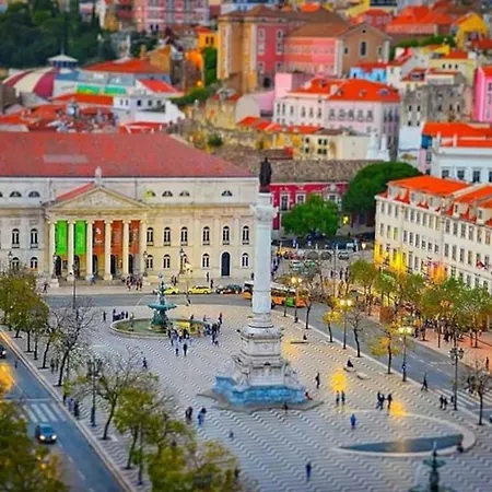 Lovelystay - Turquoise River View Ii Лісабон