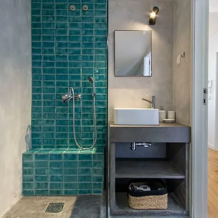 Lovelystay - Turquoise River View Ii * Лісабон