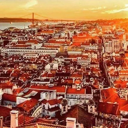 Lovelystay - Turquoise River View Ii Lejlighed Lisboa