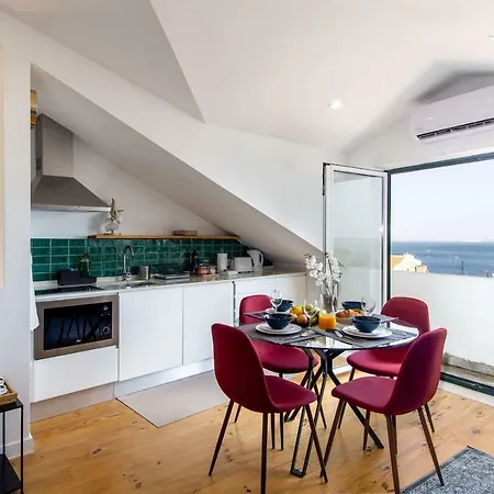 דירה Lovelystay - Turquoise River View Ii