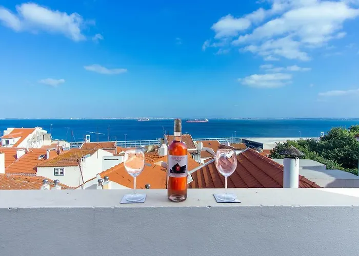 شقة Lovelystay - Turquoise River View Ii *