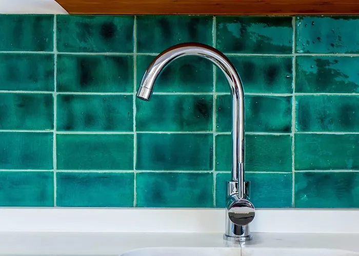 Lovelystay - Turquoise River View Ii Lisboa